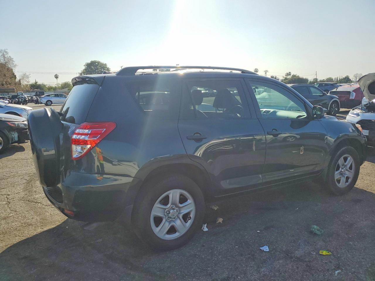 2010 TOYOTA RAV4 BASE photo 5
