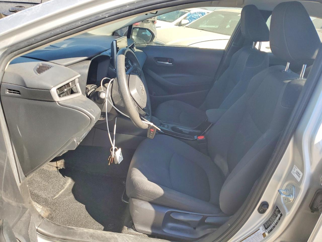 2021 TOYOTA COROLLA photo 13