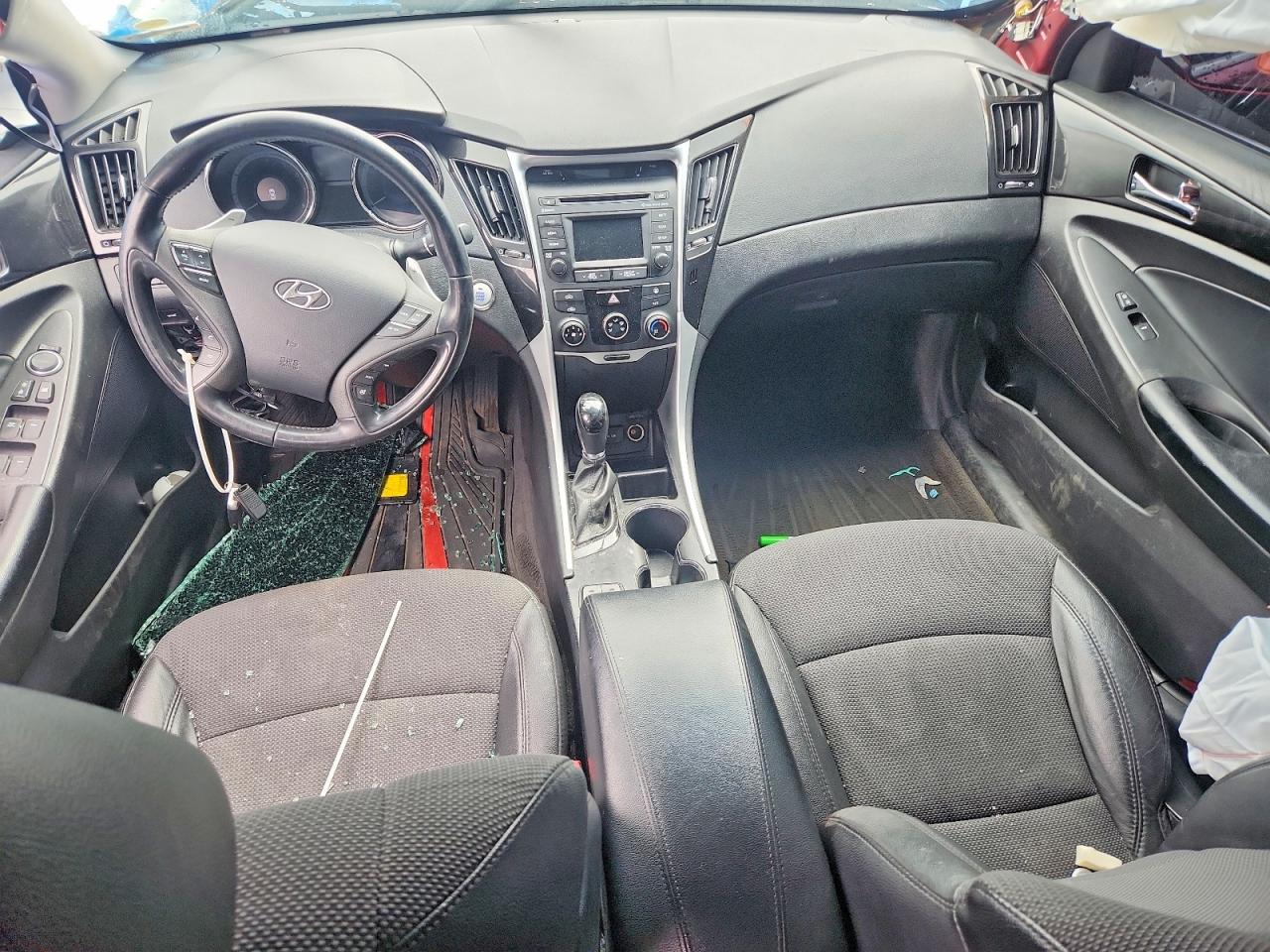 2014 HYUNDAI SONATA SE photo 16