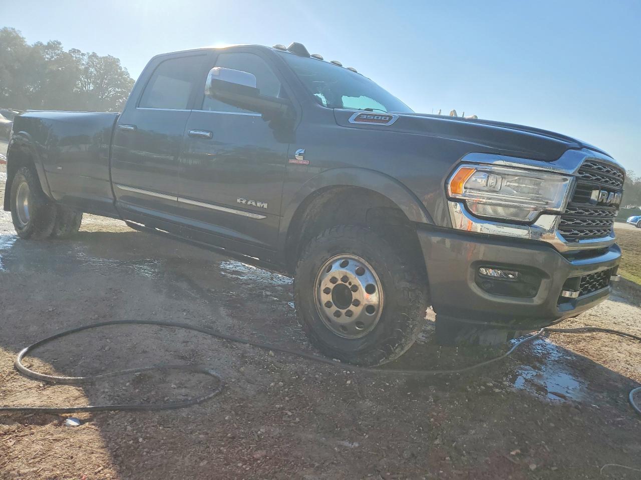 2021 RAM 3500 LIMITED photo 4