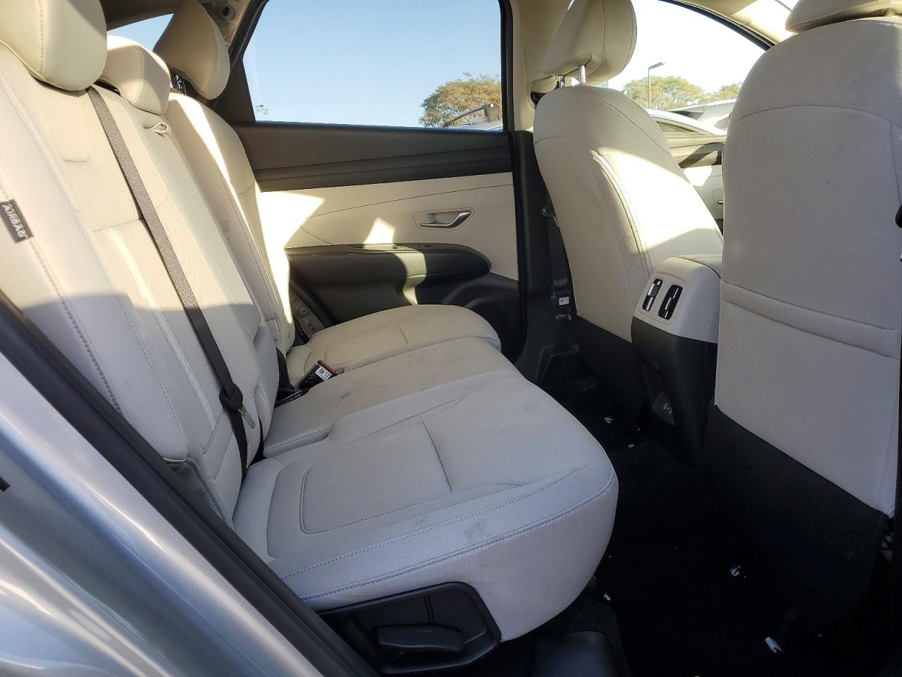 2025 HYUNDAI TUCSON SEL photo 21