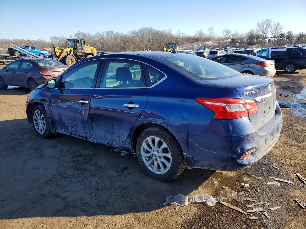 2018 NISSAN SENTRA SV photo 3