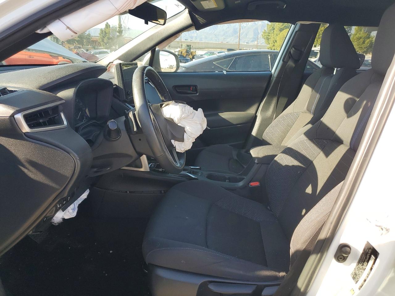 2024 TOYOTA COROLLA CROSS SE photo 7