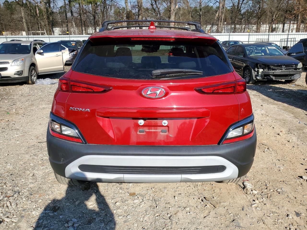 2022 HYUNDAI KONA SEL photo 11