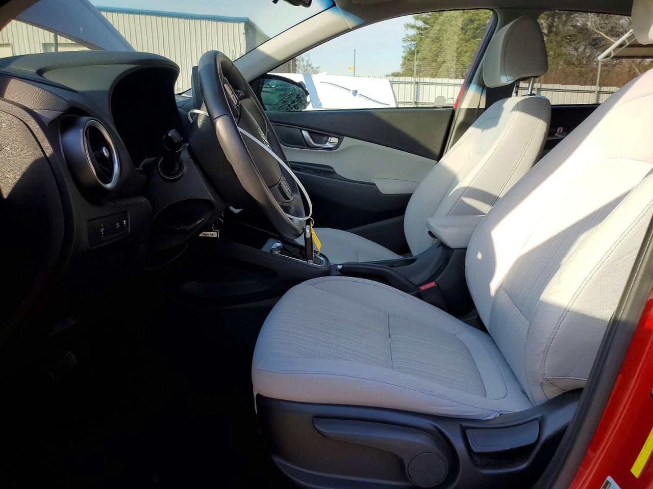 2022 HYUNDAI KONA SEL photo 13