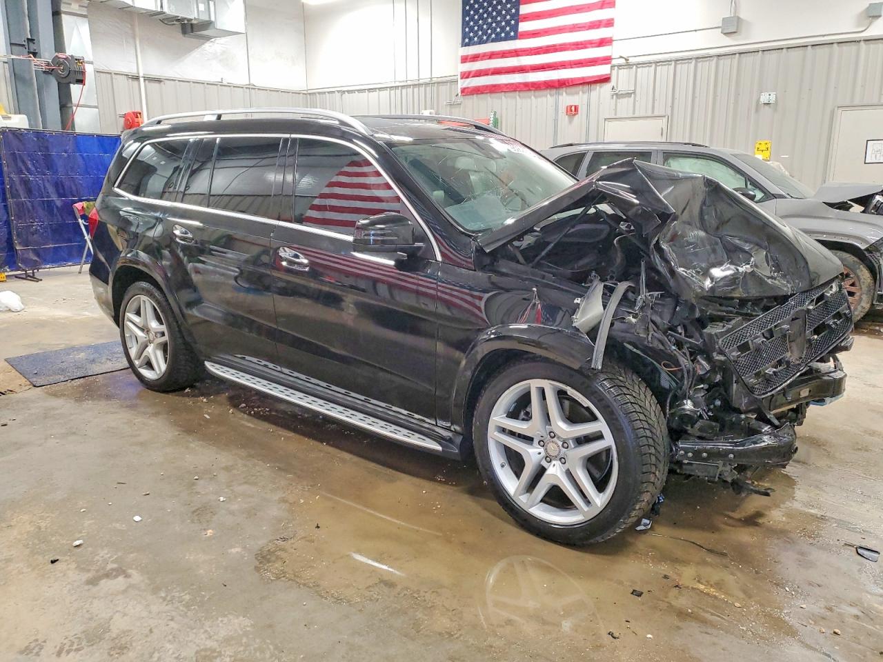 2016 MERCEDES-BENZ GL 550 4MATIC photo 10