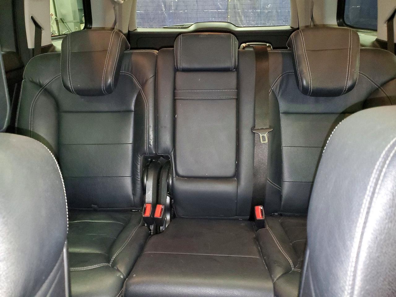 2016 MERCEDES-BENZ GL 550 4MATIC photo 28