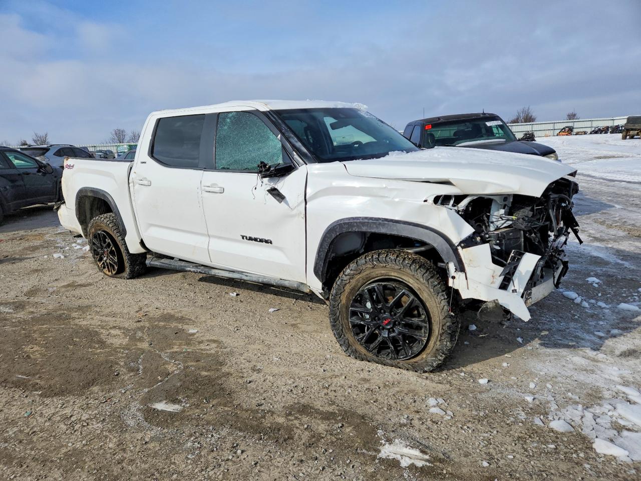 2024 TOYOTA TUNDRA CREWMAX SR photo 7