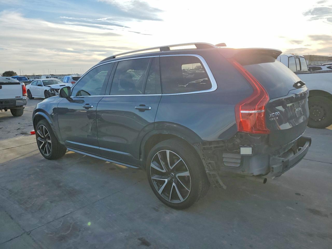 2018 VOLVO XC90 T6 photo 4