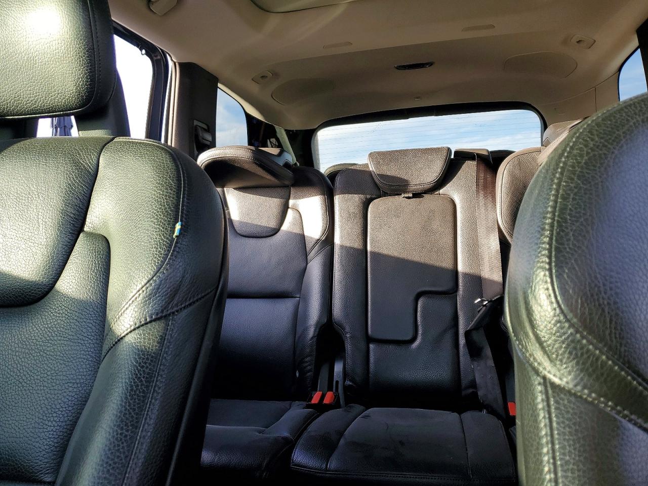 2018 VOLVO XC90 T6 photo 28