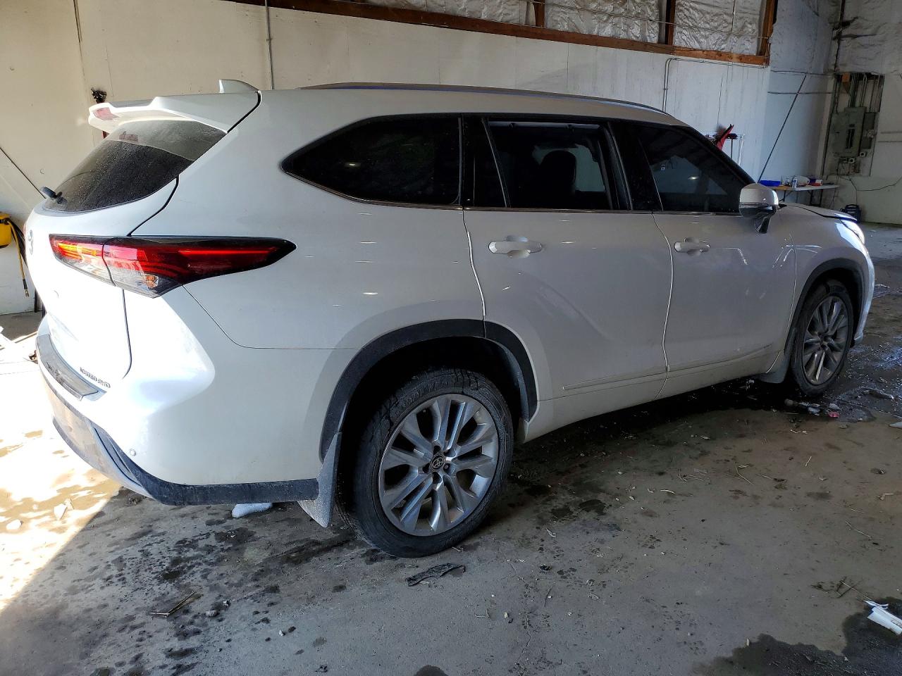 2020 TOYOTA HIGHLANDER LIMITED photo 7