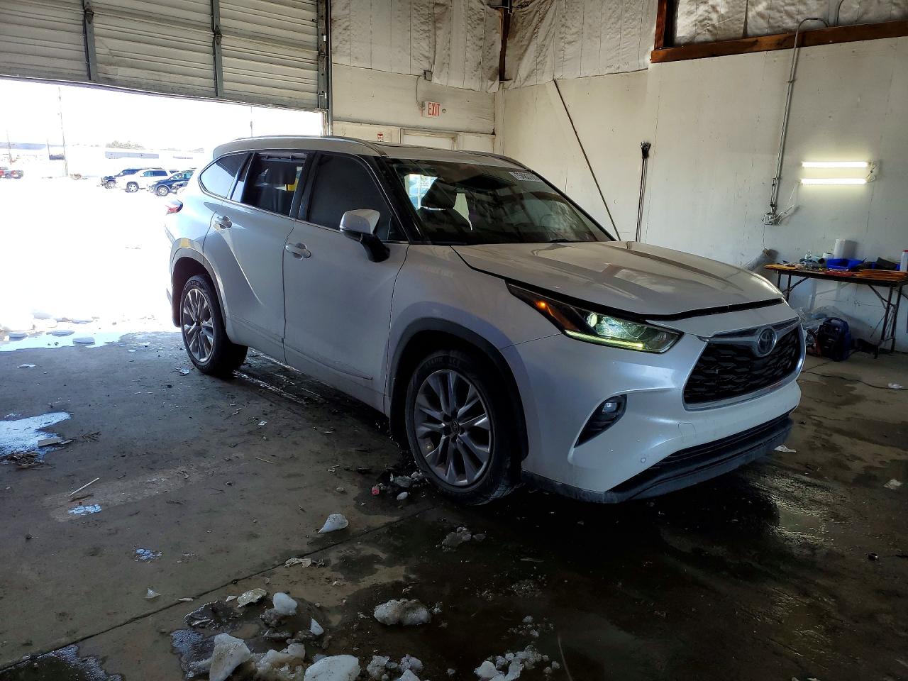 2020 TOYOTA HIGHLANDER LIMITED photo 10