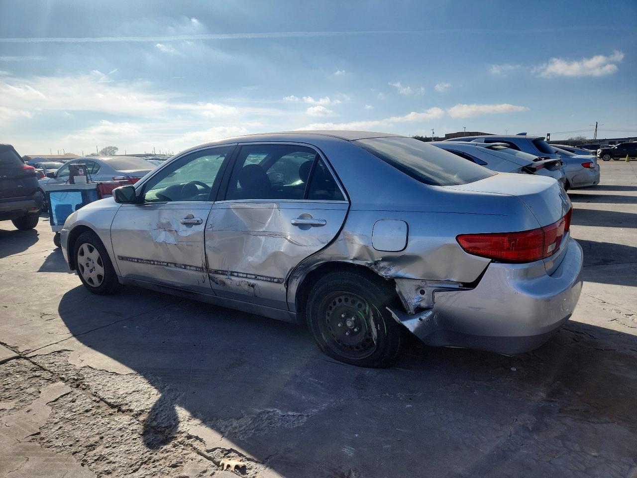2005 HONDA ACCORD LX photo 3