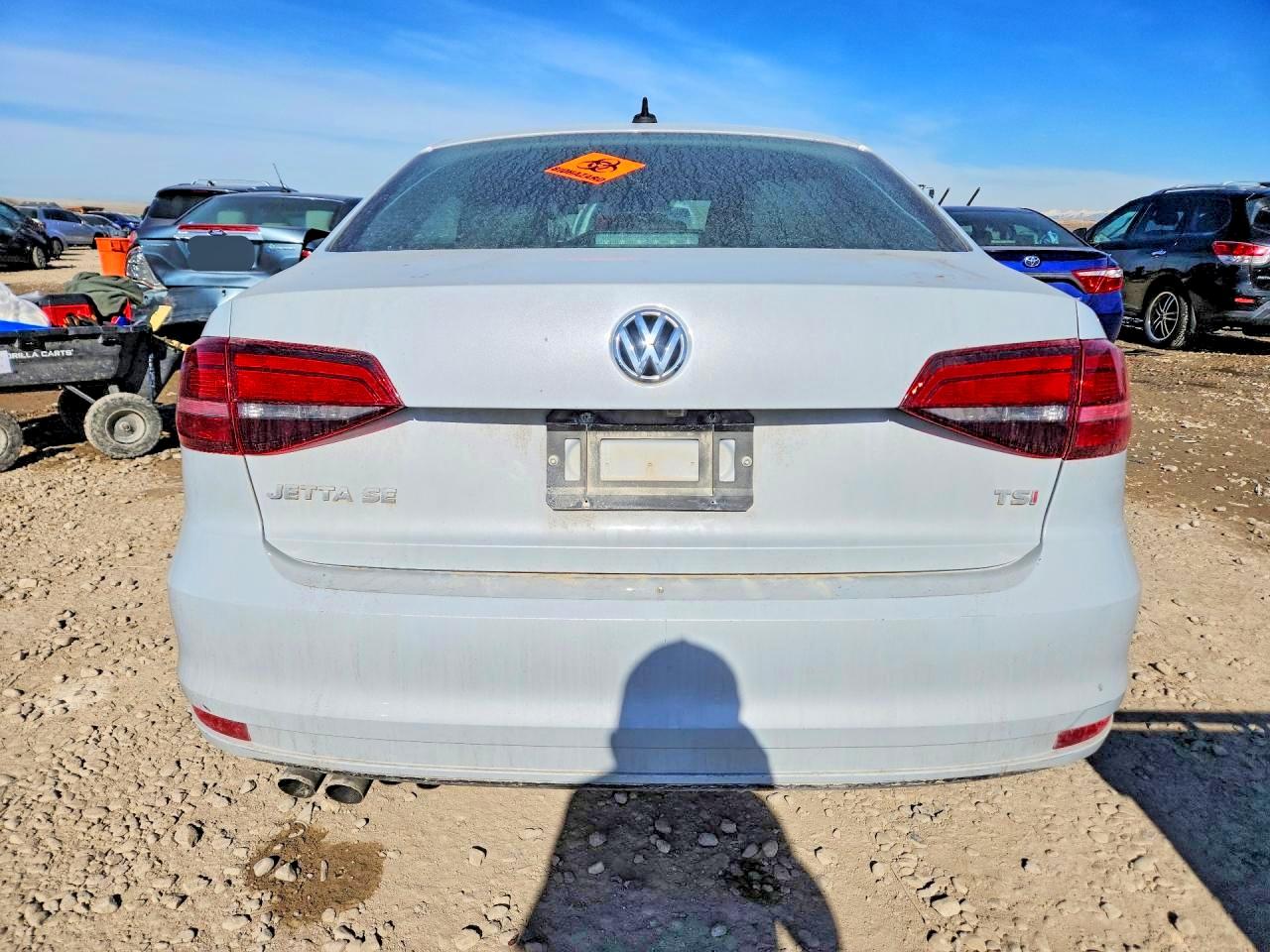 2018 VOLKSWAGEN JETTA SE photo 6