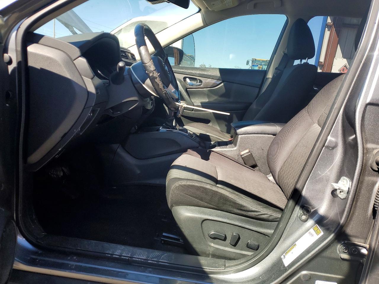 2020 NISSAN ROGUE SV photo 7