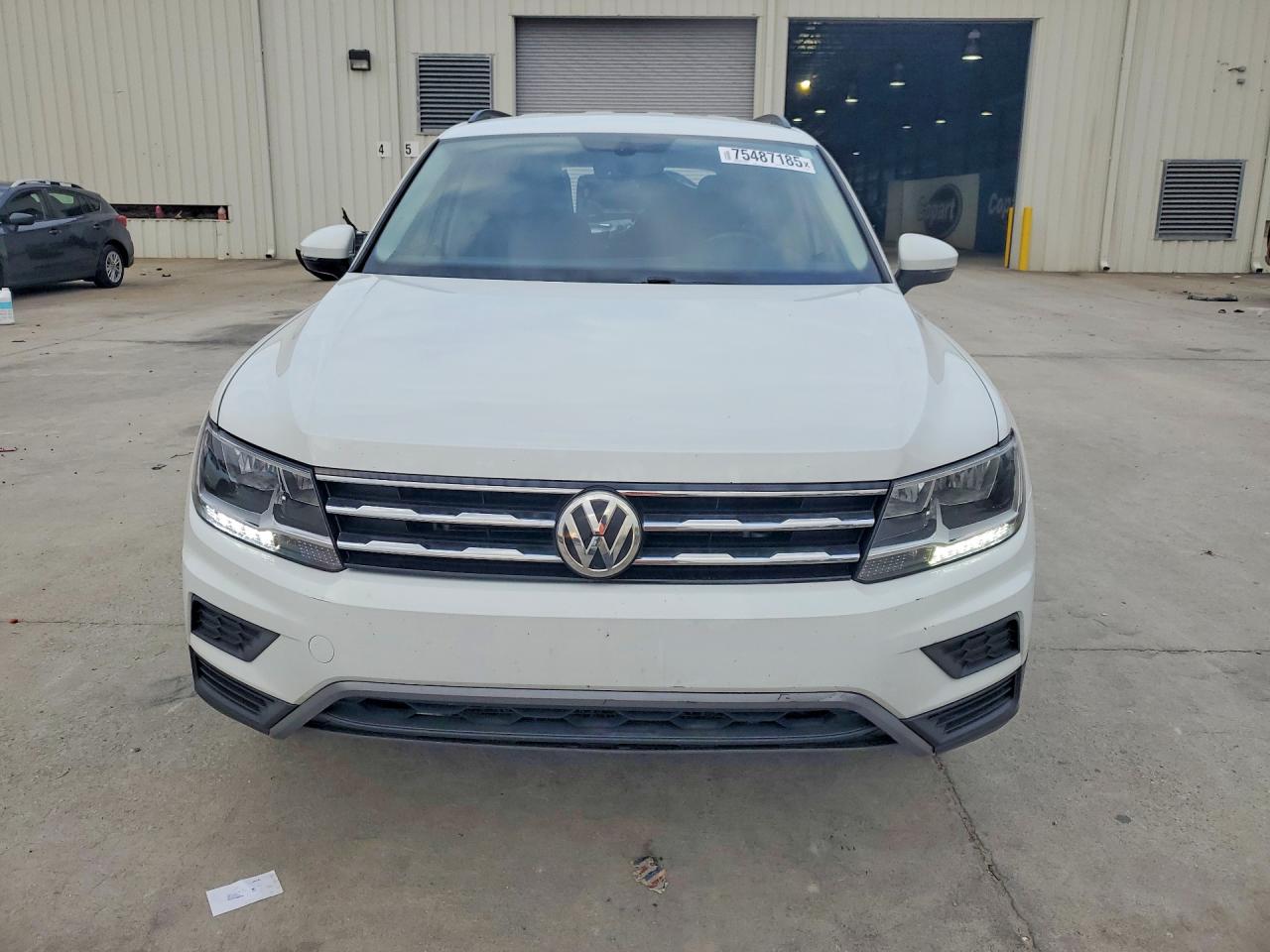 2020 VOLKSWAGEN TIGUAN SE photo 13