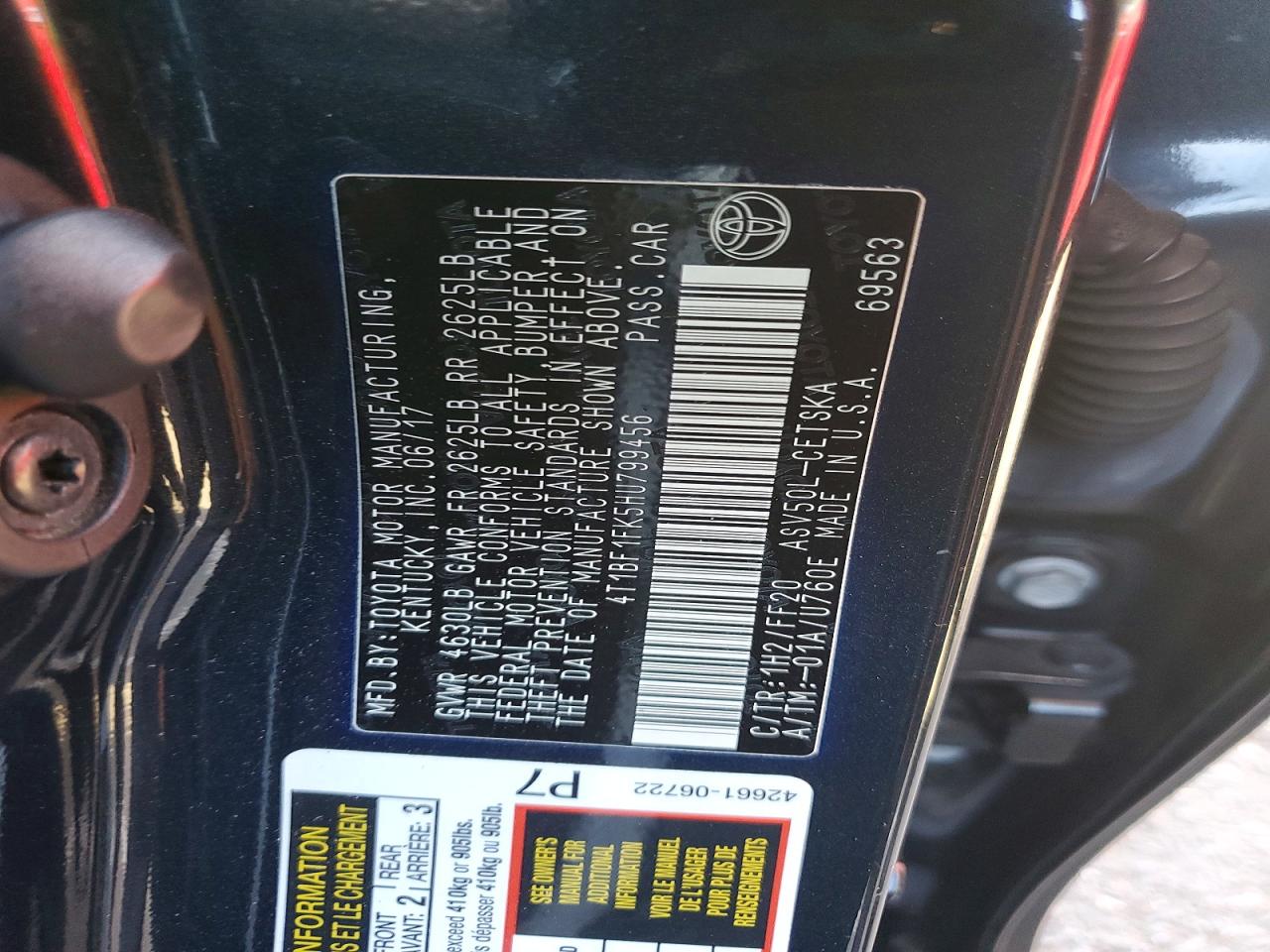 2017 TOYOTA CAMRY SE photo 23