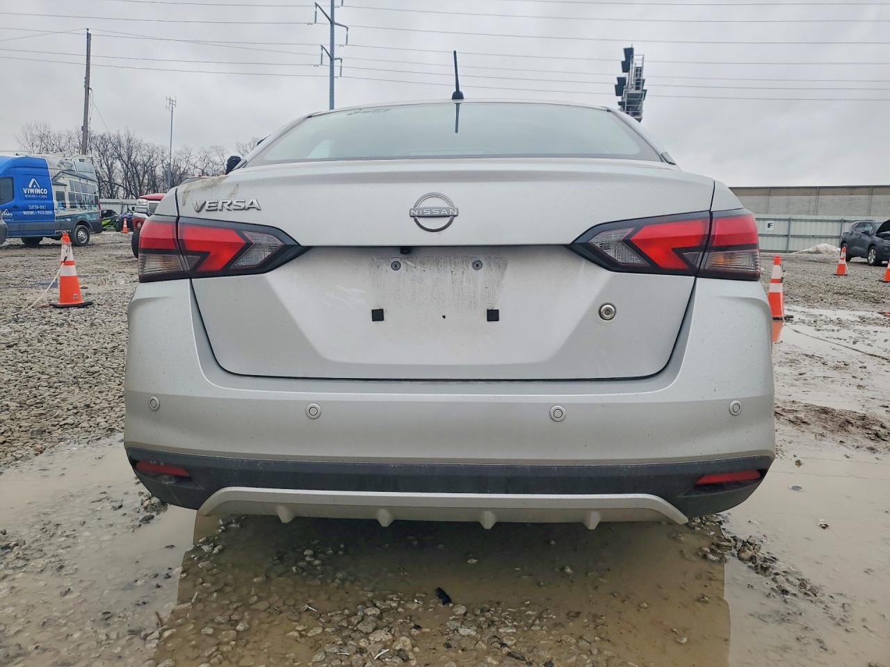 2024 NISSAN VERSA S photo 6