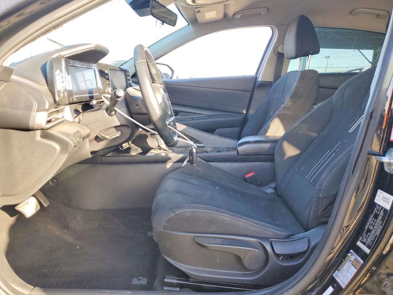 2022 HYUNDAI ELANTRA SEL photo 19