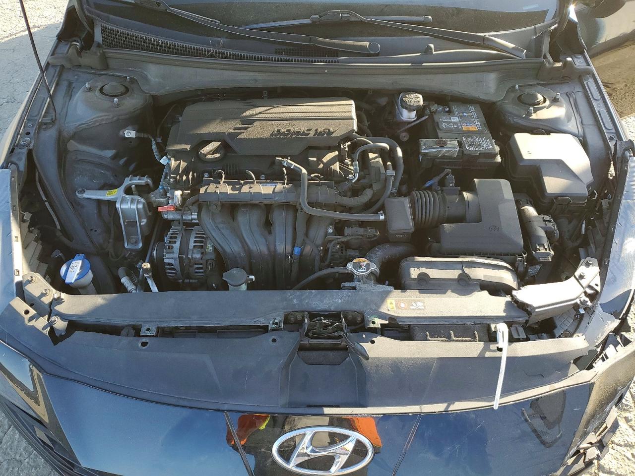 2022 HYUNDAI ELANTRA SEL photo 31