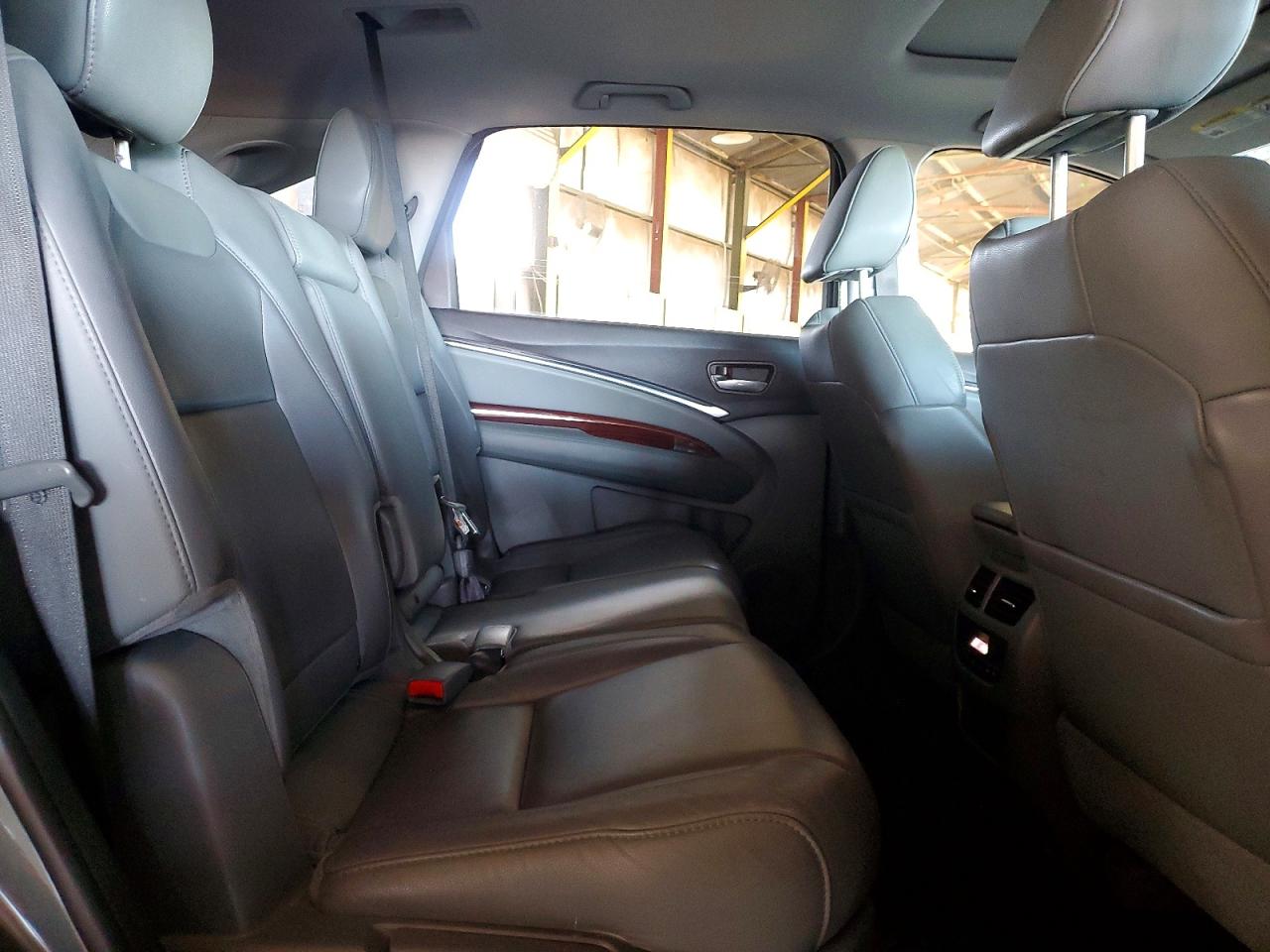 2016 ACURA MDX photo 10