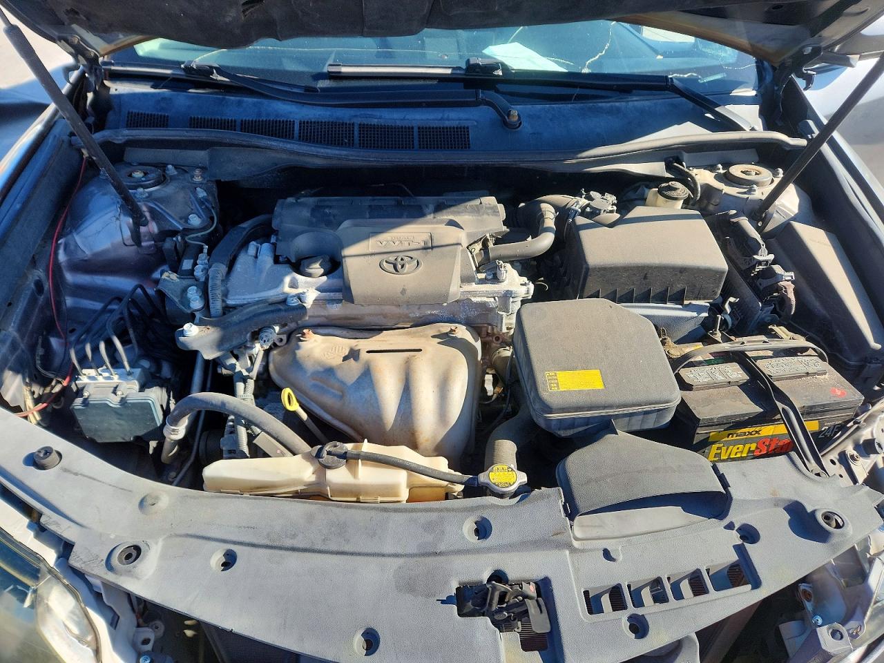 2014 TOYOTA CAMRY L photo 31