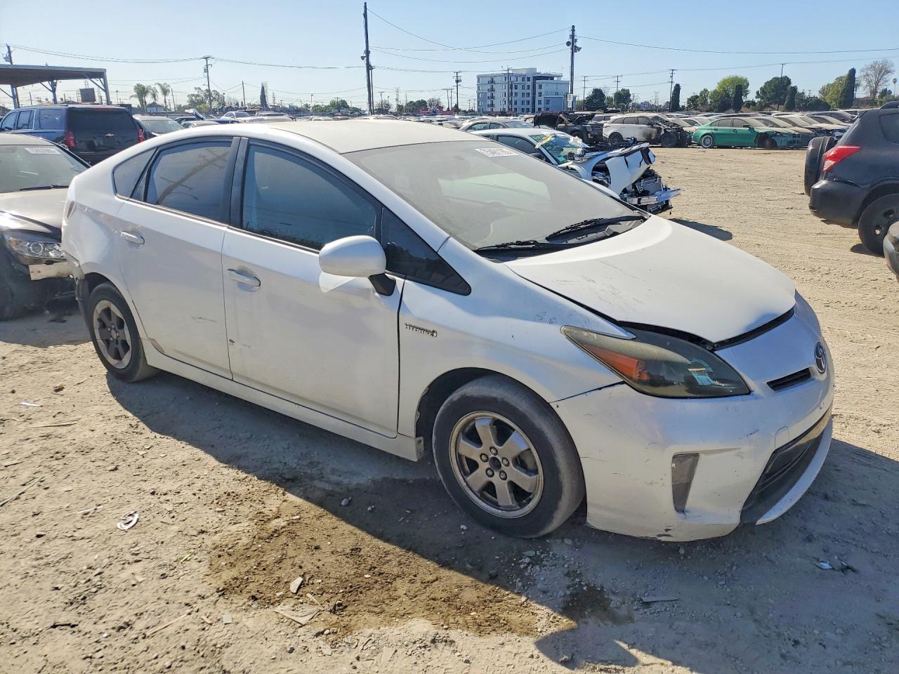 2013 TOYOTA PRIUS photo 7
