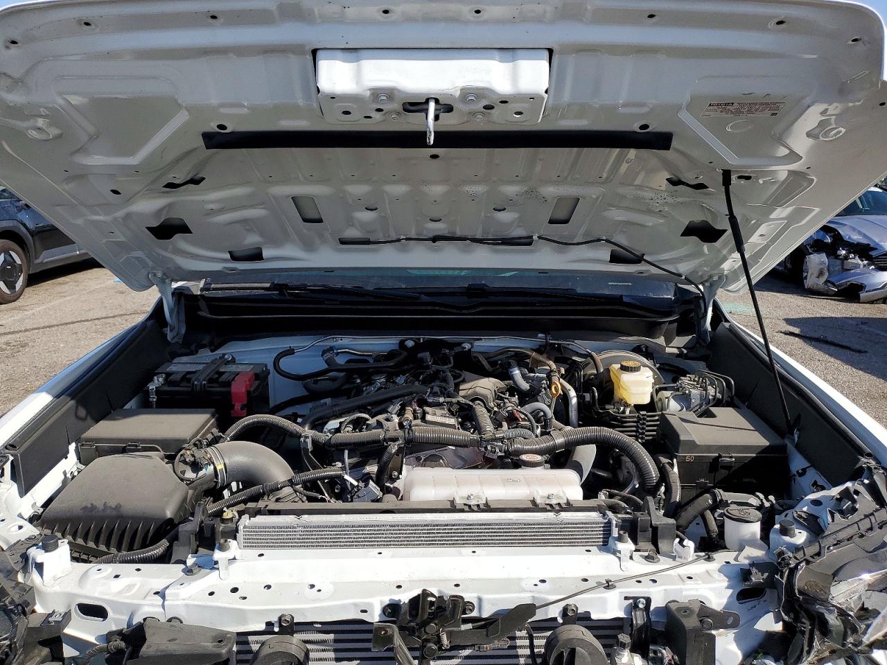 2025 TOYOTA TACOMA DOUBLE CAB photo 21