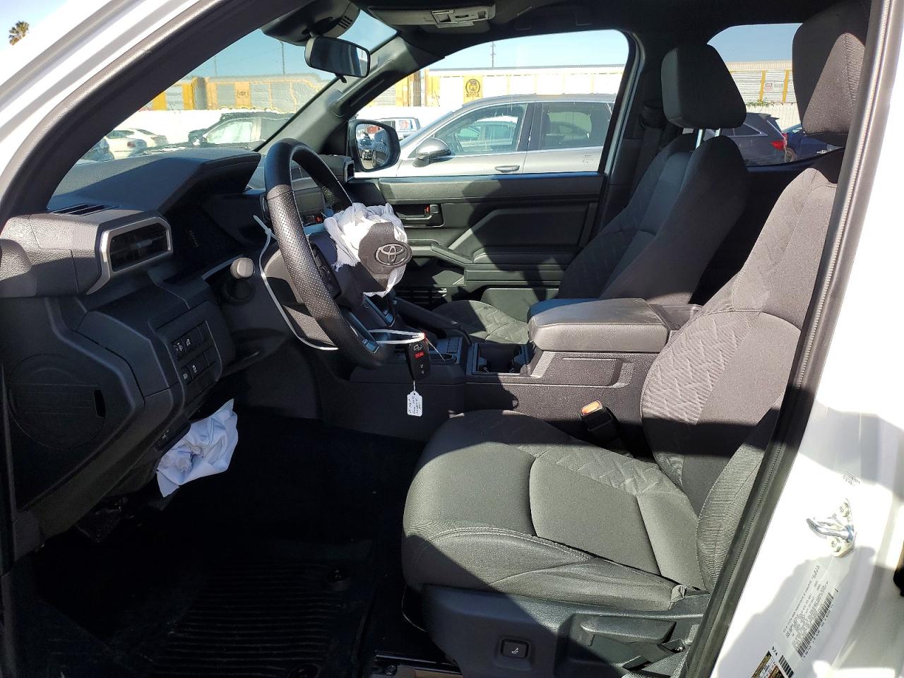 2025 TOYOTA TACOMA DOUBLE CAB photo 13