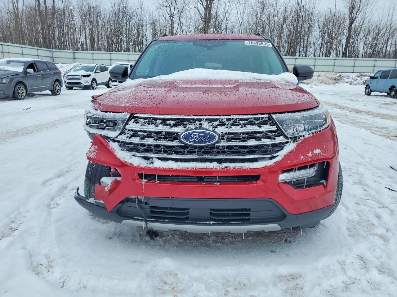 2023 FORD EXPLORER XLT photo 5