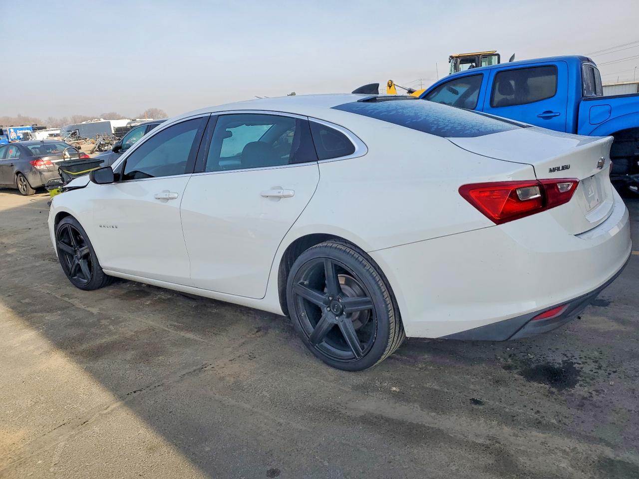 2016 CHEVROLET MALIBU LS photo 2