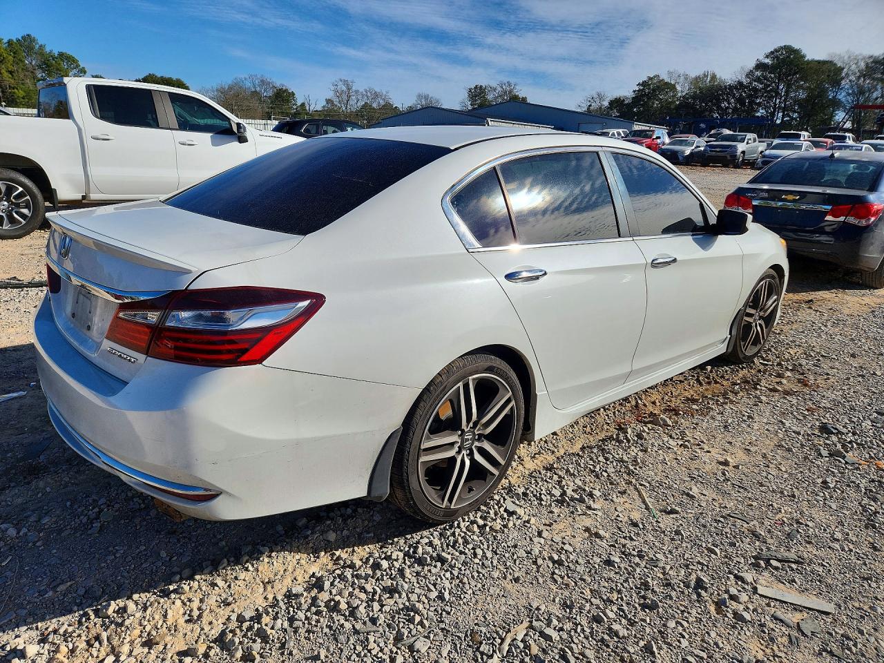 2017 HONDA ACCORD SPORT photo 3