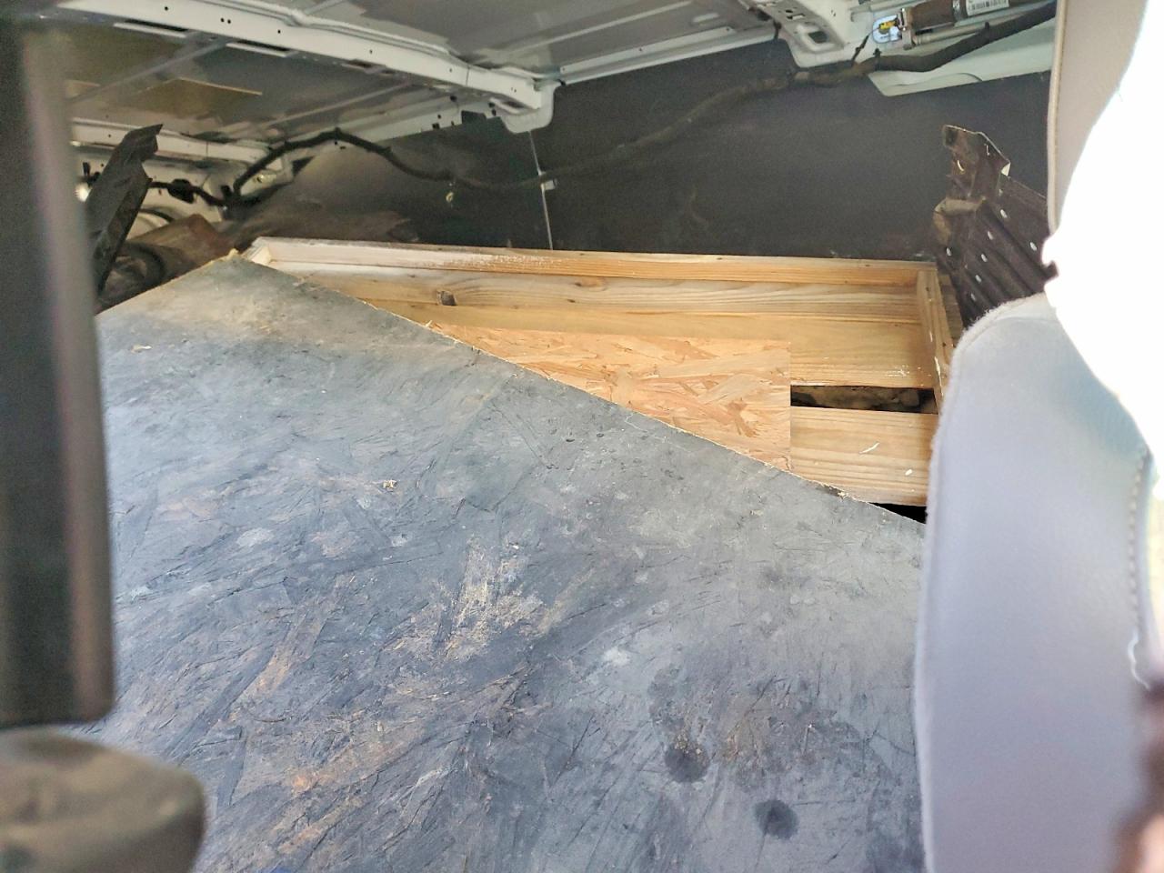 2018 FORD TRANSIT T-150 UTILITY / SERVICE VAN photo 11