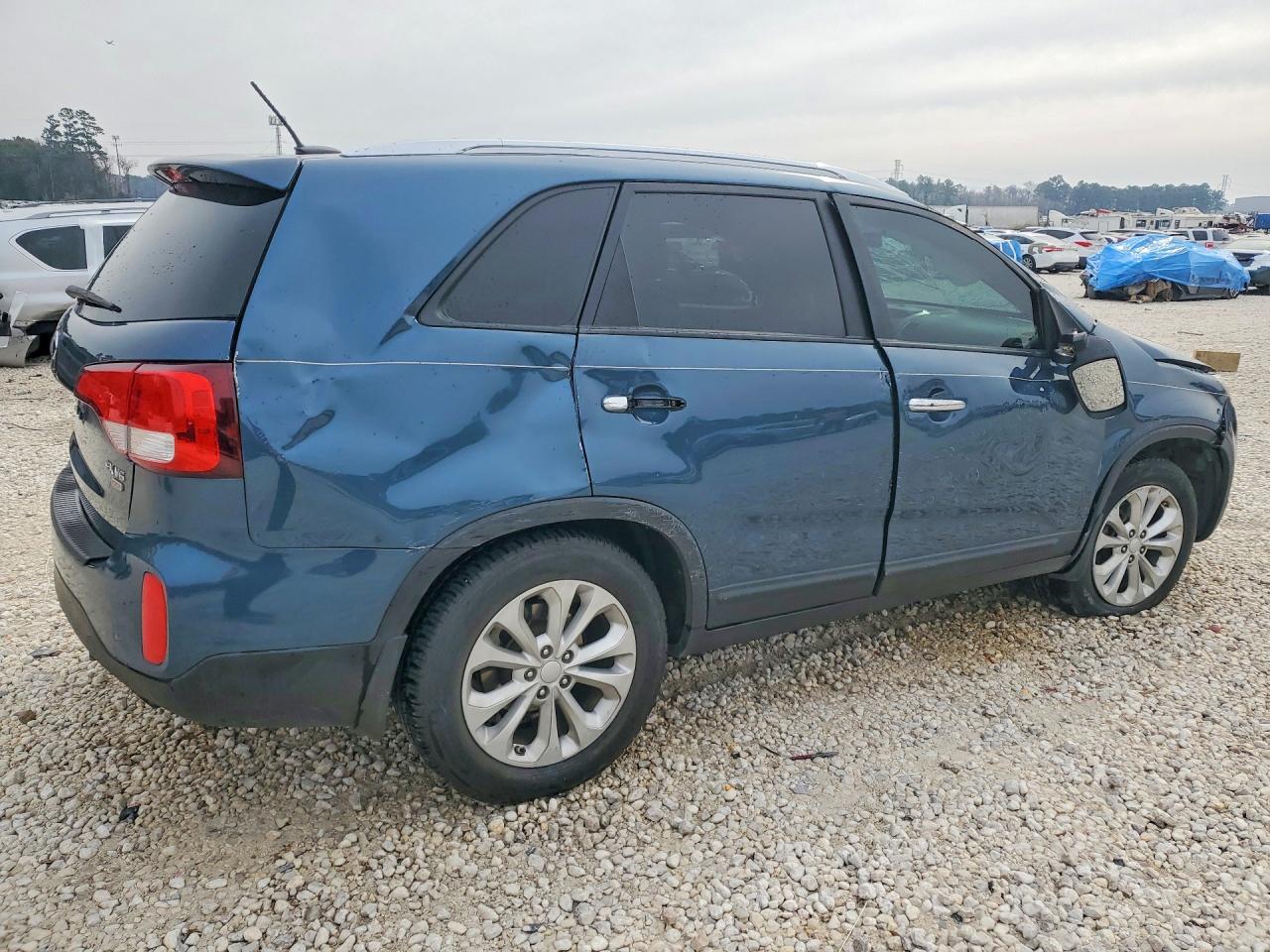 2015 KIA SORENTO EX photo 3