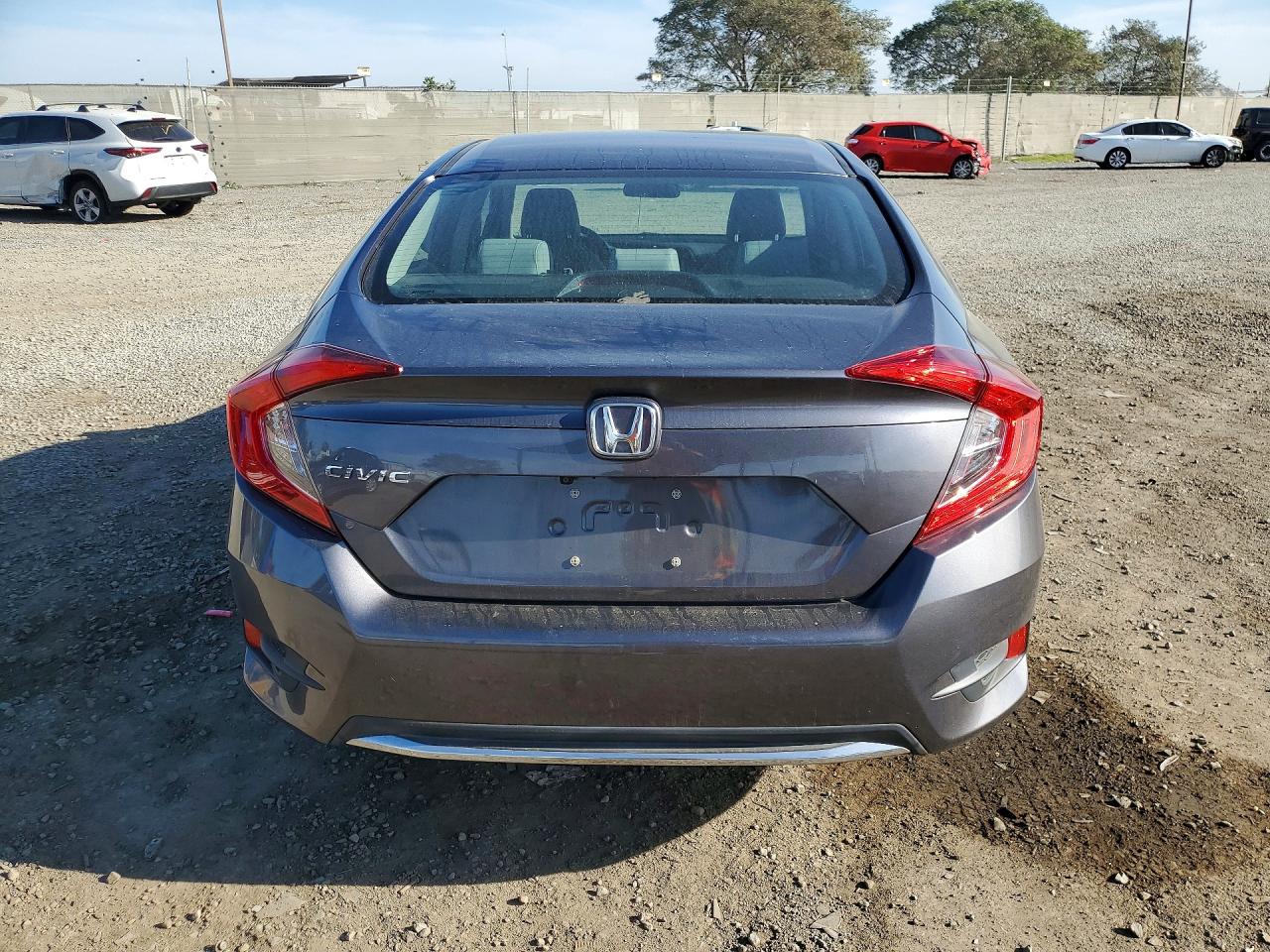 2020 HONDA CIVIC LX photo 11