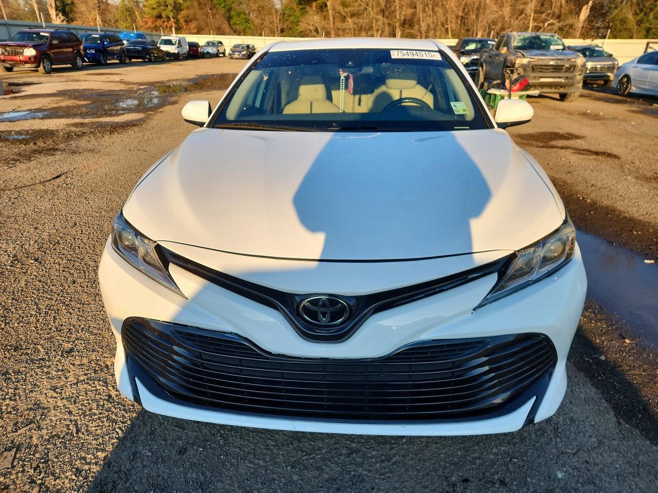 2020 TOYOTA CAMRY LE photo 13