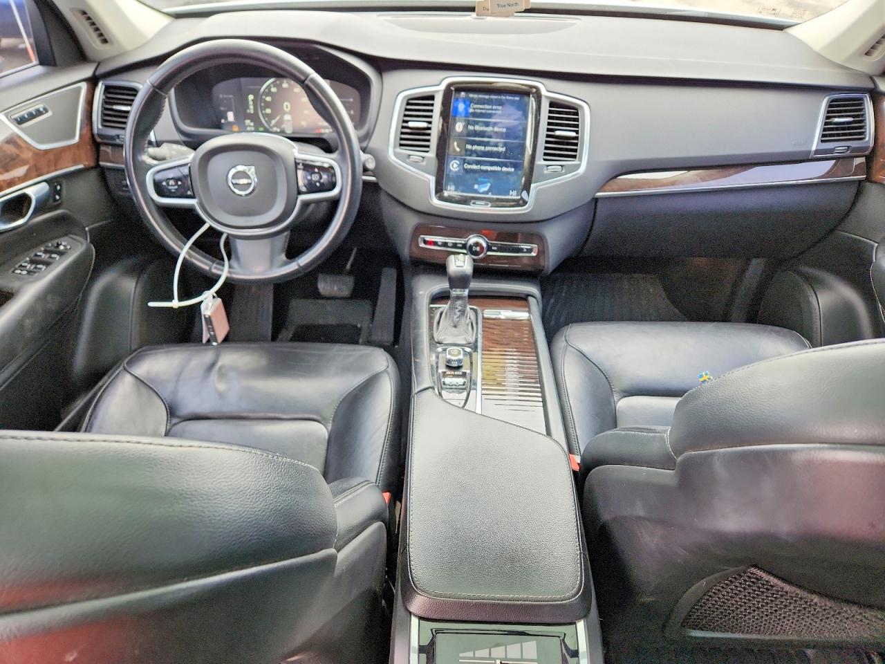 2019 VOLVO XC90 T5 MOMENTUM photo 8