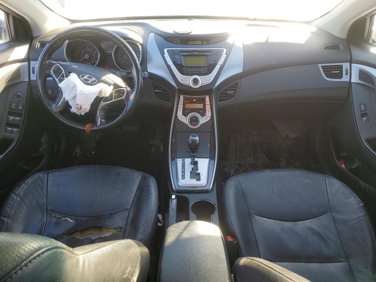 2013 HYUNDAI ELANTRA GLS photo 15