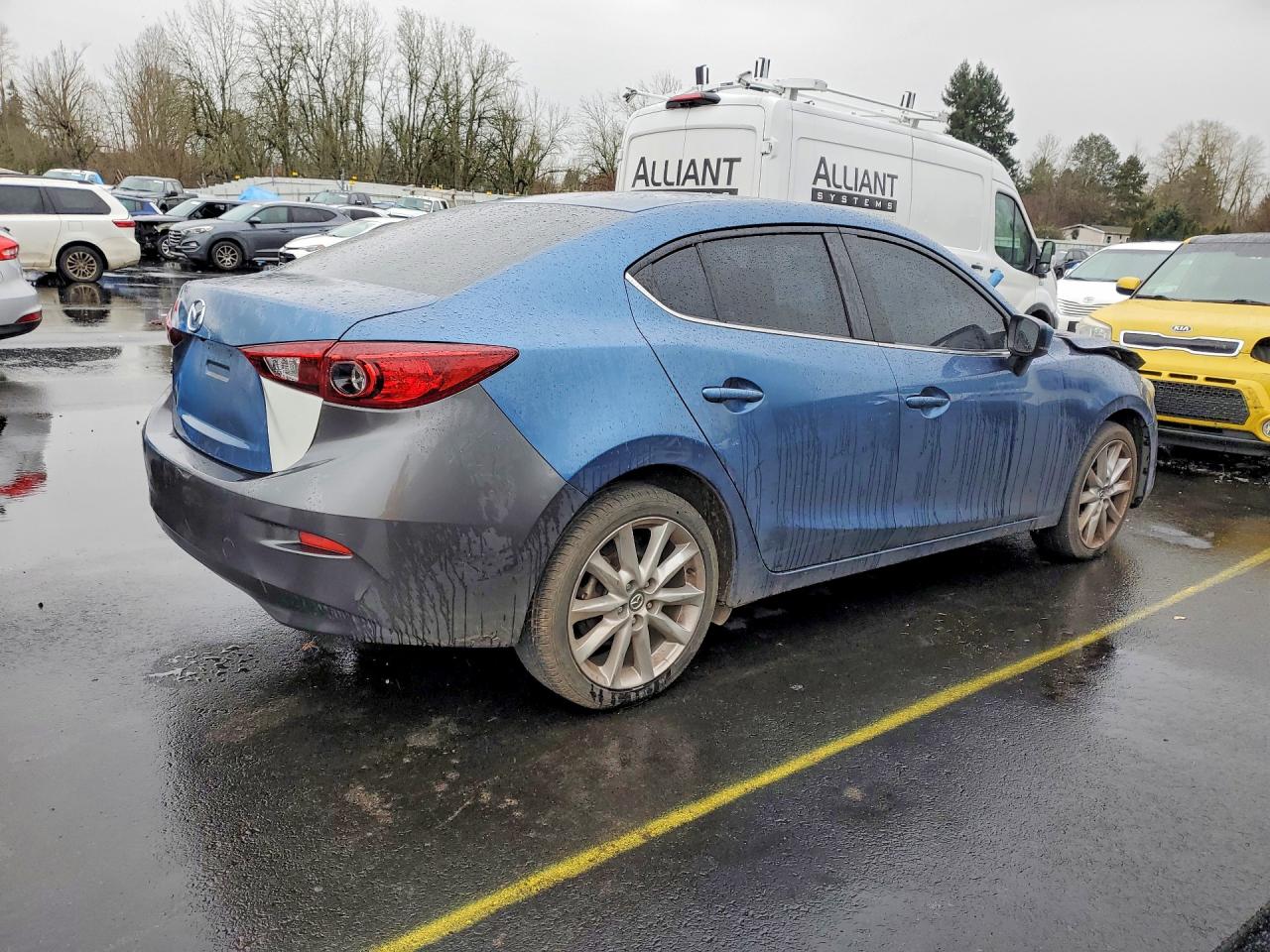2017 MAZDA 3 TOURING photo 3