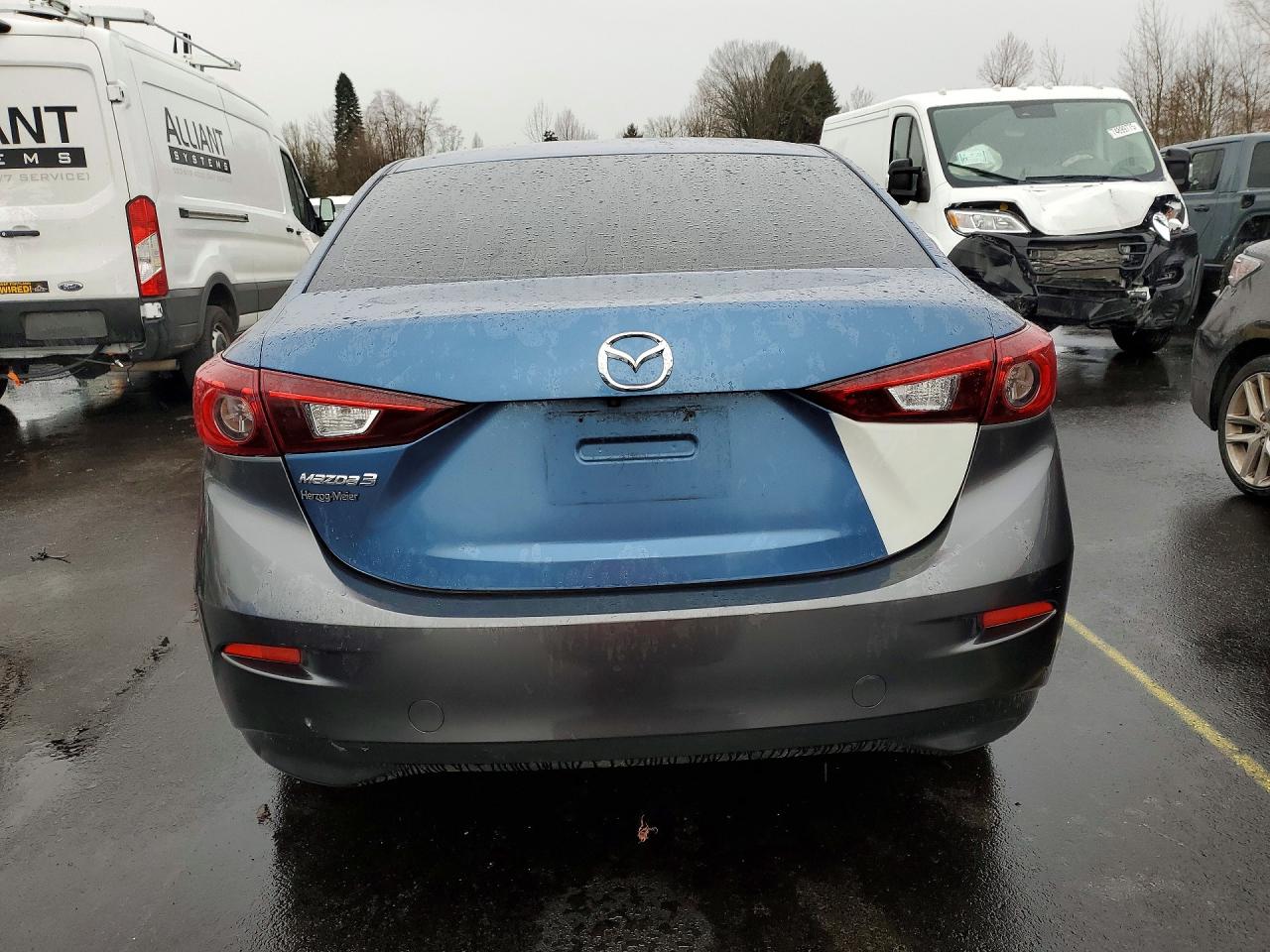 2017 MAZDA 3 TOURING photo 6