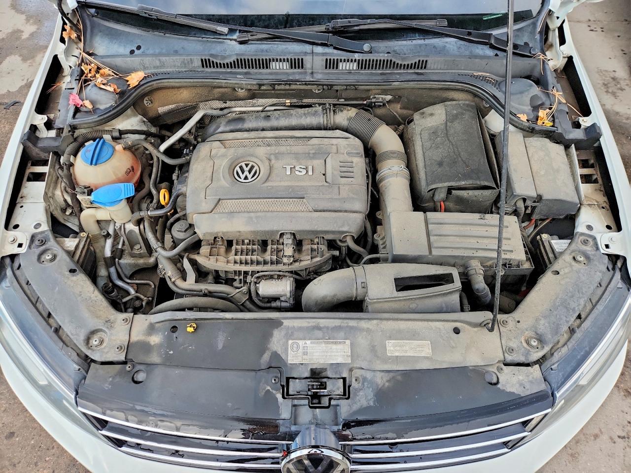 2015 VOLKSWAGEN JETTA SE photo 21