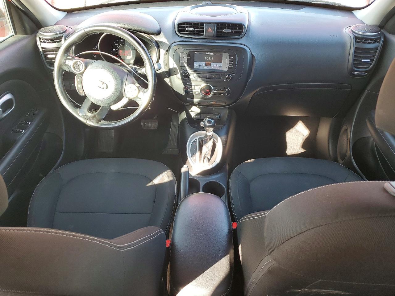 2017 KIA SOUL photo 15