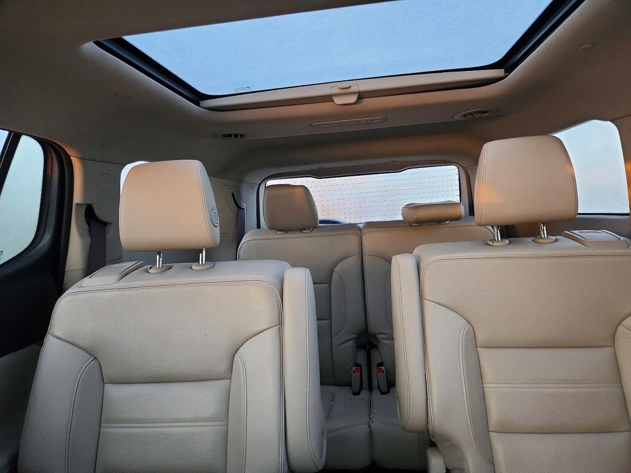 2019 GMC ACADIA DENALI photo 10