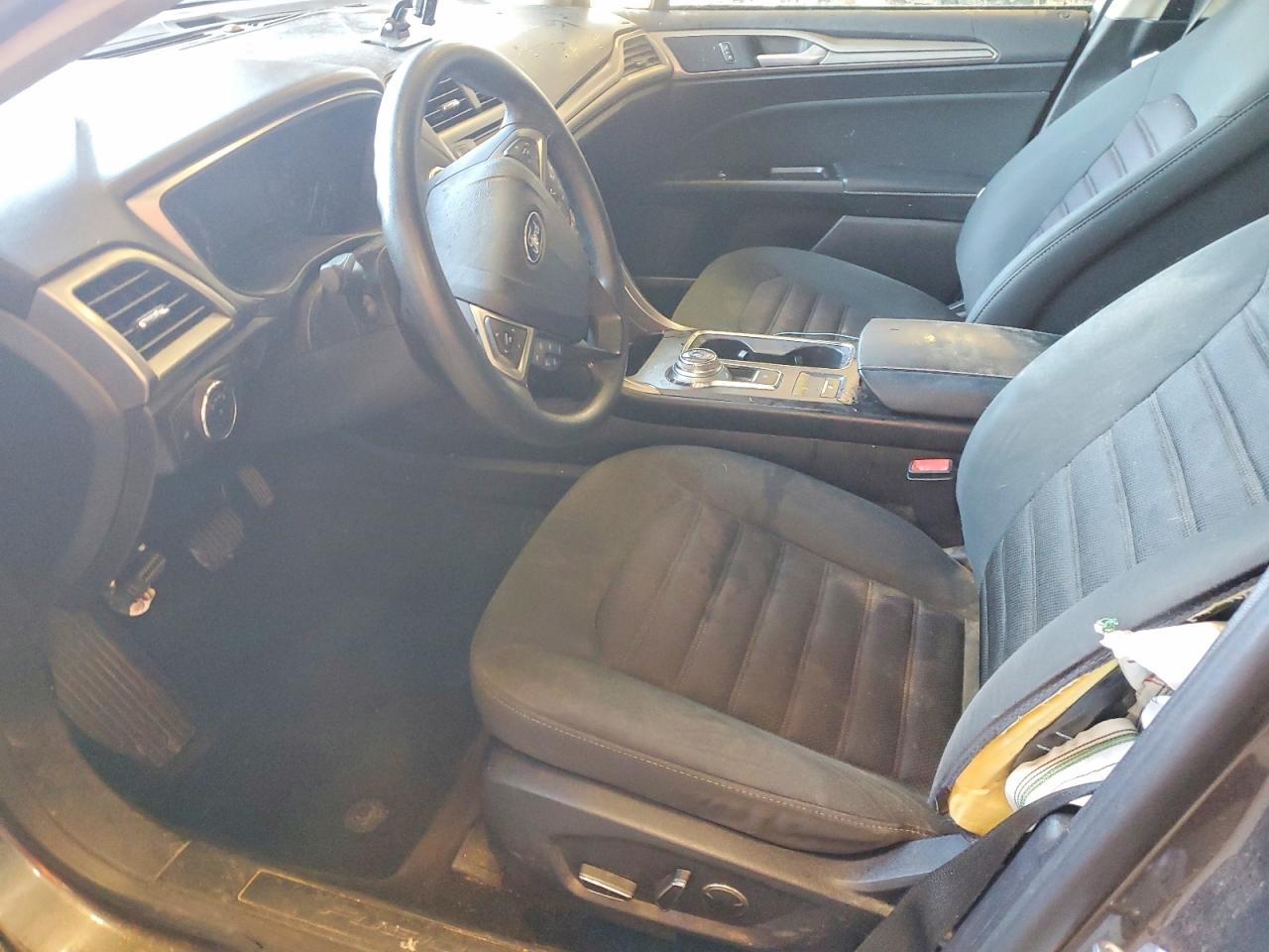 2017 FORD FUSION SE photo 7
