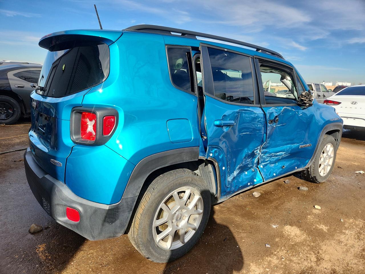 2019 JEEP RENEGADE LATITUDE photo 5