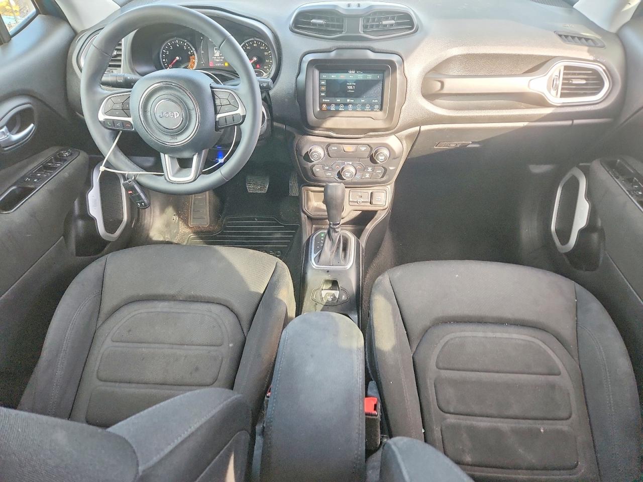 2019 JEEP RENEGADE LATITUDE photo 15