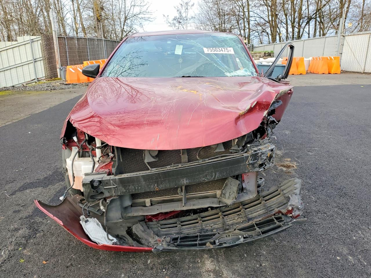 2017 TOYOTA CAMRY LE photo 5