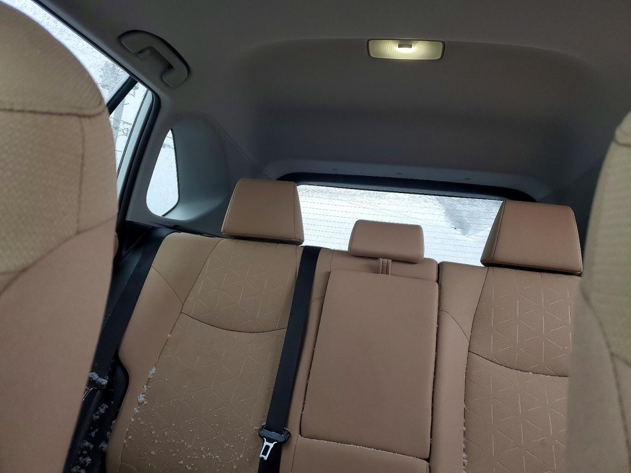 2025 TOYOTA RAV4 XLE photo 28