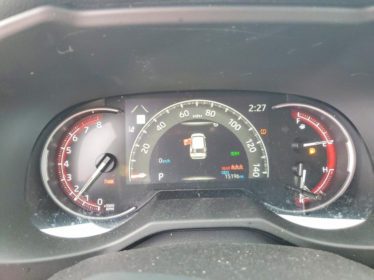 2025 TOYOTA RAV4 XLE photo 25