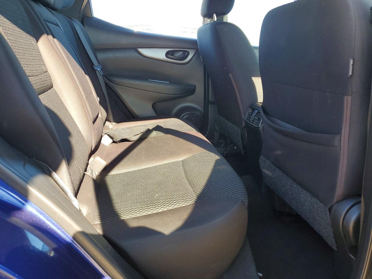 2019 NISSAN ROGUE SPORT S photo 31